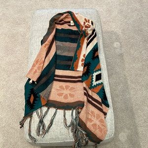 Multiple color sweater vest